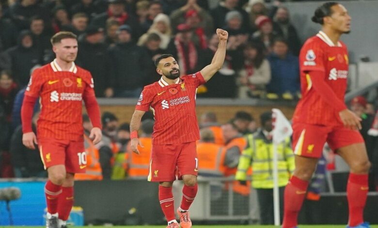 محمد صلاح يواصل التوهج مع ليفربول بالفوز (2-0) على أستون فيلا 1 محمد صلاح يواصل التوهج مع ليفربول بالفوز (2-0) على أستون فيلا