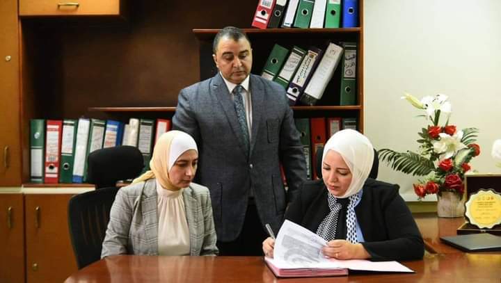 وزارة الصحة توقع بروتوكولات تعاون مع 14 جامعة مصرية بنظام الـ«Pharm D» 1 وزارة الصحة توقع بروتوكولات تعاون مع 14 جامعة مصرية بنظام الـ«Pharm D»