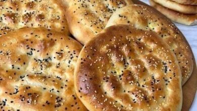 الخبز التركي الهش بالماء والدقيق فقط