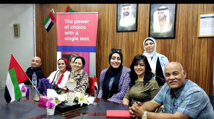 وفد اللجنة النقابية للعاملين بالمهن التجميلية والأزياء يزور معهد الفيحاء بدبي