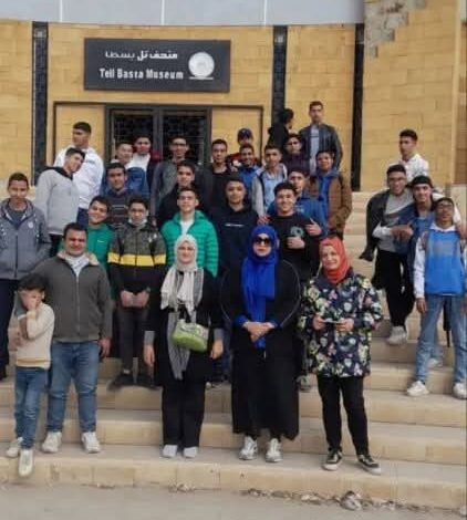إدارة التراث الحضارى بالديوان العام تنظم ندوة توعوية لطلاب مدرسة أبو حماد الثانوية بنين 1 إدارة التراث الحضارى بالديوان العام تنظم ندوة توعوية لطلاب مدرسة أبو حماد الثانوية بنين