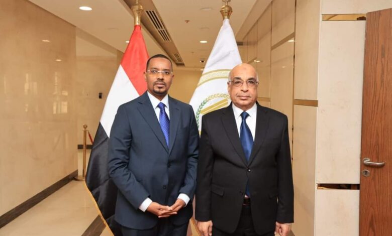 الوزير إلياس شيخ عمر يبحث مع وزير العدل المصري سبل تعزيز التعاون المشترك 1 الوزير إلياس شيخ عمر يبحث مع وزير العدل المصري سبل تعزيز التعاون المشترك