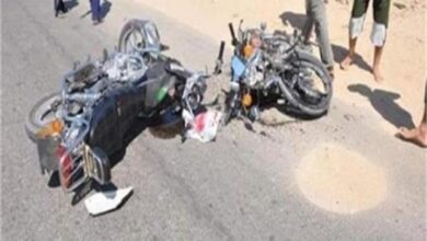 مصرع 3 طلاب وإصابة إثنين آخرين في تصادم دراجتين بخاريتين ببني سويف
