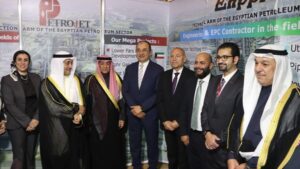 وزير قطاع الأعمال العام يفتتح فعاليات الأسبوع الكويتي ال15 في مصر  