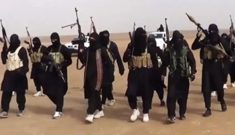 المرصد: تنظيم داعش يعدم 54 عنصرا من الجيش السوري 1 المرصد: تنظيم داعش يعدم 54 عنصرا من الجيش السوري