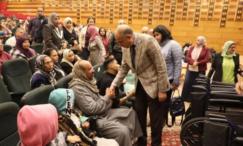 محافظ المنيا : دمج وتمكين ذوي الهمم أولوية وطنية فى ظل اهتمام القيادة السياسية 1 محافظ المنيا : دمج وتمكين ذوي الهمم أولوية وطنية فى ظل اهتمام القيادة السياسية