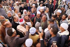 الكفن ينهي خصومة ثأرية بين أبناء العمومة من عائلة الرفاعي بقرية الصوامعة غرب بسوهاج 2 الكفن ينهي خصومة ثأرية بين أبناء العمومة من عائلة الرفاعي بقرية الصوامعة غرب بسوهاج