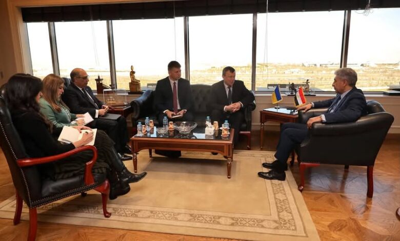 وزير السياحة والآثار يبحث مع سفير أوكرانيا بالقاهرة تعزيز التعاون المستقبلي وتبادل الخبرات 1 وزير السياحة والآثار يبحث مع سفير أوكرانيا بالقاهرة تعزيز التعاون المستقبلي وتبادل الخبرات