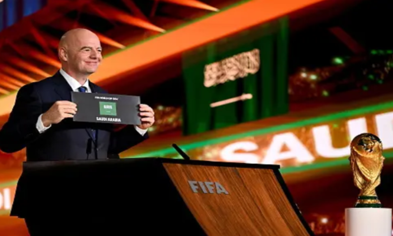 أول تعليق من ولي العهد السعودي بعد فوز المملكة بتنظيم مونديال 2034 1 أول تعليق من ولي العهد السعودي بعد فوز المملكة بتنظيم مونديال 2034