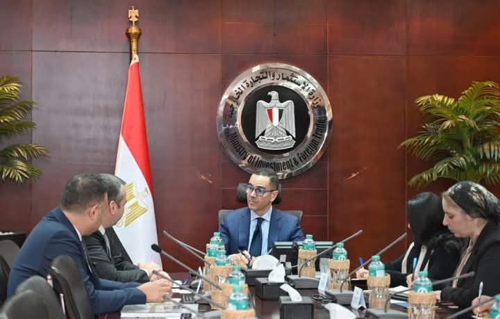 وزير الاستثمار يلتقي رئيس مجلس إدارة شركة "انكا" العالمية 1 وزير الاستثمار يلتقي رئيس مجلس إدارة شركة "انكا" العالمية