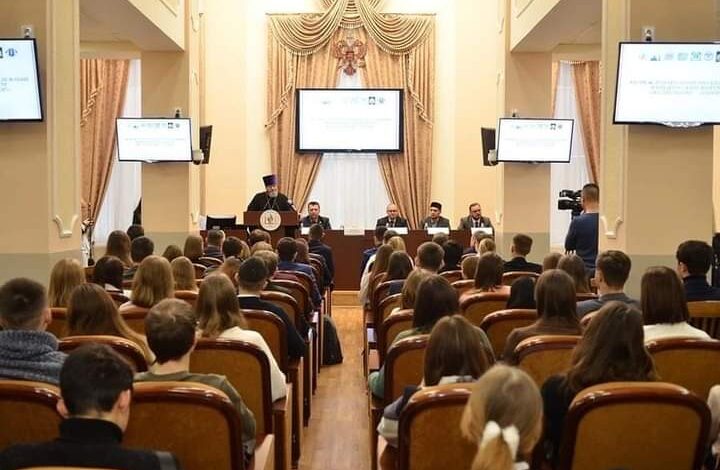 المنتدى الدولى الثالث عشر للشباب بعنوان الرد على التطرف فى جامعة ولاية بينزا 1 المنتدى الدولى الثالث عشر للشباب بعنوان الرد على التطرف فى جامعة ولاية بينزا
