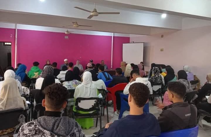 الشباب والرياضة تعقد لقاءات التوعوية ( شباب على خطى النور ) بمحافظة الجيزة
