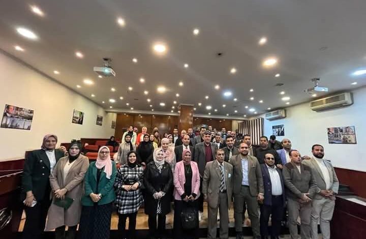الشباب والرياضة : دورة تدريبية في إدارة الازمات والتفاوض رقم ( 30 ) 1 الشباب والرياضة : دورة تدريبية في إدارة الازمات والتفاوض رقم ( 30 )