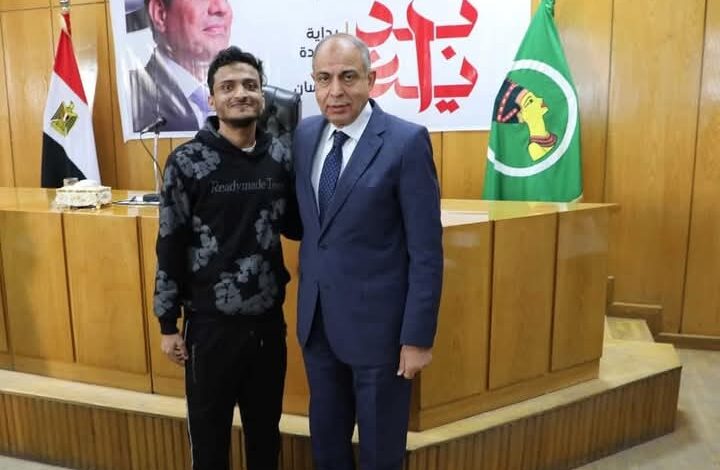 محافظ المنيا : التفاعل المباشر مع الأهالى مؤشر حقيقي على جودة الخدمات ورضا المواطن 1 محافظ المنيا : التفاعل المباشر مع الأهالى مؤشر حقيقي على جودة الخدمات ورضا المواطن