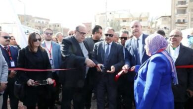 محافظ الشرقية يفتتح سوق اليوم الواحد بمنطقة الصيادين بالزقازيق