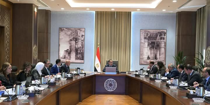 رئيس الوزراء يتابع مستجدات الموقف التنفيذي لبرنامج رد الأعباء التصديرية 1 رئيس الوزراء يتابع مستجدات الموقف التنفيذي لبرنامج رد الأعباء التصديرية