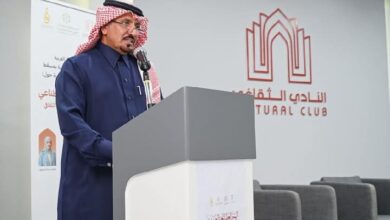 جلسة حوارية بالنادي الثقافي لتعزيز الابتكار مع الحفاظ على الإرث الثقافي للغة العربية