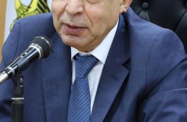 محافظ المنيا : تخصيص شباك بكل مركز تكنولوجى لإنهاء تراخيص المحال العامة
