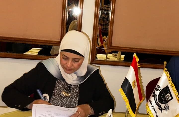 ناصر عبدالحفيظ يقدم ورشة مسرحية بالتعاون مع فرقة المسرح المصري وجامعة النيل الأوروبية