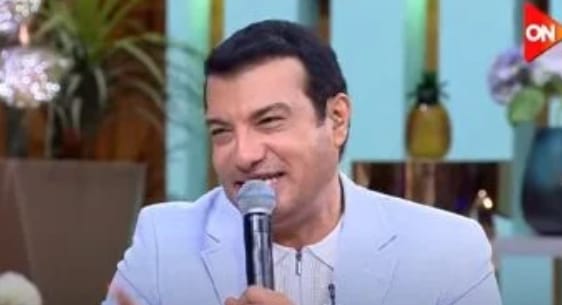 إيهاب توفيق يتألق في "معكم منى الشاذلي" بأشهر أغانيه 1 إيهاب توفيق يتألق في "معكم منى الشاذلي" بأشهر أغانيه