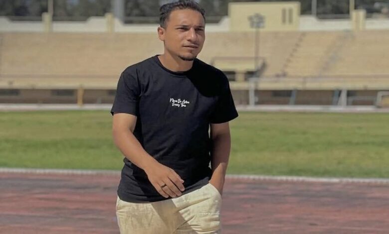 أحمد شاهين يعتذر لجماهير المنصورة ويعلن أعتزاله كرة القدم 1 أحمد شاهين يعتذر لجماهير المنصورة ويعلن أعتزاله كرة القدم