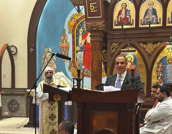 وزير الخارجية والهجرة يشارك في قداس عيد الميلاد المجيد بالكنيسة الأرثوذكسية المصرية في عُمان