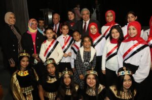 مهرجان "طفولة فوق العادة" يطلق أوبريت "أدخلوها آمنين" لتعزيز قيم السلام والتسامح 3 مهرجان "طفولة فوق العادة" يطلق أوبريت "أدخلوها آمنين" لتعزيز قيم السلام والتسامح