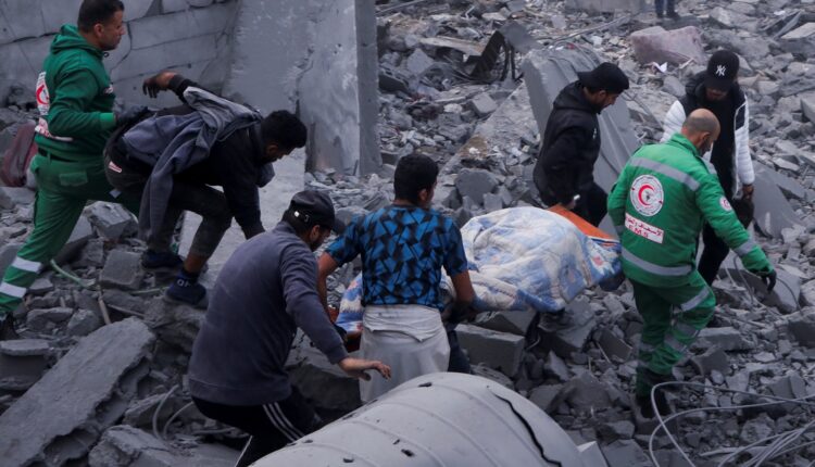  مصر تعلن استعدادها لاستضافة مؤتمر دولي لإعادة إعمار غزة