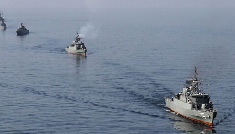 إيران تكشف عن موقع لتخزين السفن تحت الأرض 1 إيران تكشف عن موقع لتخزين السفن تحت الأرض