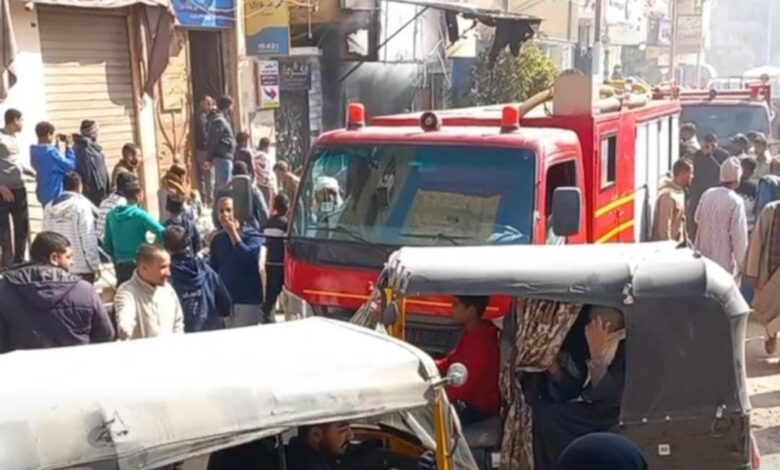 الحماية المدنية تسيطر على حريق في محل تنجيد بمركز فرشوط شمال قنا 1 الحماية المدنية تسيطر على حريق في محل تنجيد بمركز فرشوط شمال قنا