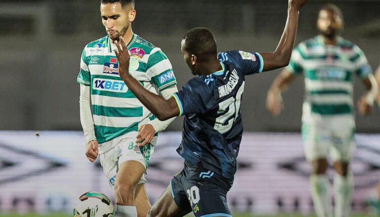 تعادل الجيش الملكي والمكناسي وتعثر الرجاء في الدوري المغربي 1 تعادل الجيش الملكي والمكناسي وتعثر الرجاء في الدوري المغربي