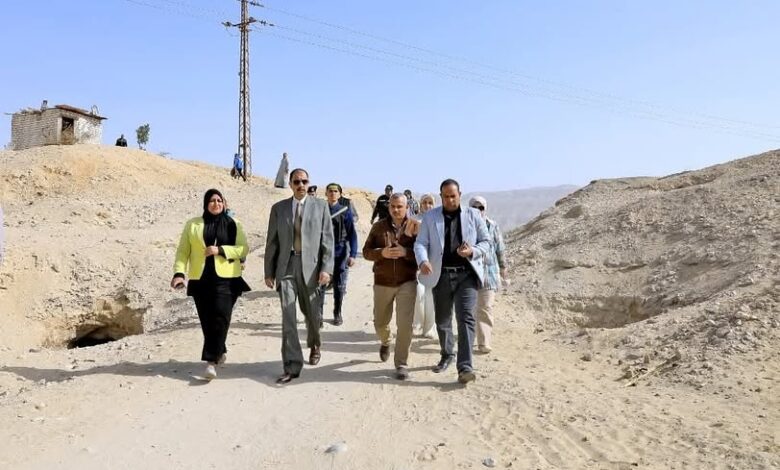 محافظ سوهاج يتفقد التل الأثري بالديابات ومقابر الحواويش بأخميم 1 محافظ سوهاج يتفقد التل الأثري بالديابات ومقابر الحواويش بأخميم