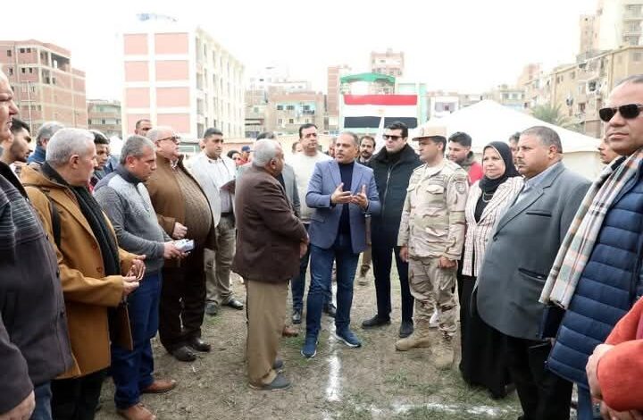 محافظ الشرقية يتفقد معسكر إيواء عاجل لمواجهة الكوارث بالمجمع الرياضي بالزقازيق