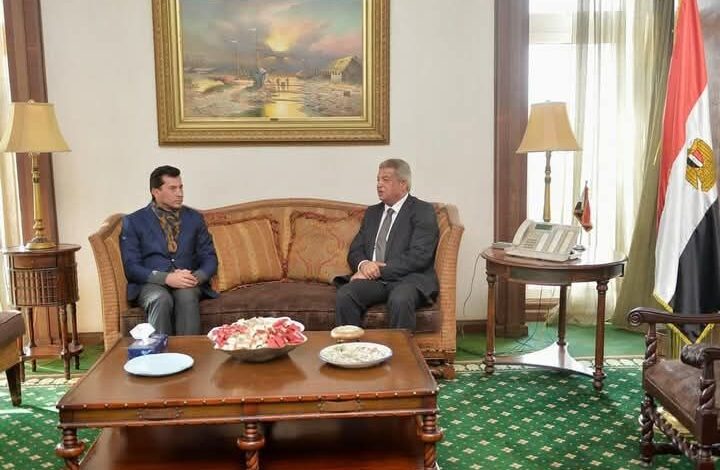 وزير الشباب يلتقي رئيس المجلس الأعلى لتنظيم الإعلام 1 وزير الشباب يلتقي رئيس المجلس الأعلى لتنظيم الإعلام