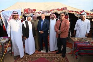 محافظ جنوب سيناء يتابع انطلاق فعاليات مهرجان الهجن والتراث