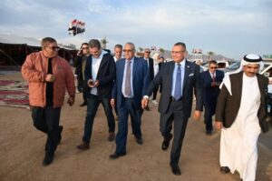 محافظ جنوب سيناء يتابع انطلاق فعاليات مهرجان الهجن والتراث