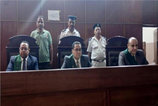 السجن المؤبد لعامل و6 سنوات لآخر بتهمة الاتجار فى المخدرات بسوهاج 1 السجن المؤبد لعامل و6 سنوات لآخر بتهمة الاتجار فى المخدرات بسوهاج