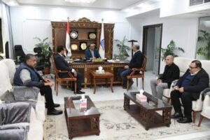 محافظ قنا يراجع جاهزية مشروعات مياه الشرب والصرف الصحي للافتتاح في العيد القومي