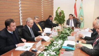 وزير الزراعة يبحث الموقف التنفيذي للمشروعات الممولة من الجهات الأجنبية المانحة 