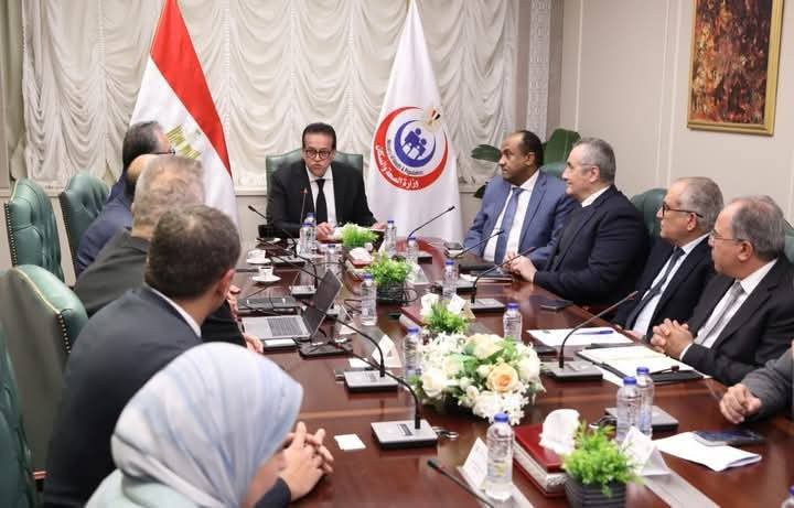 الصحة تبحث مع شركة صينية التوسع في استخدام الروبوتات الجراحية 1 الصحة تبحث مع شركة صينية التوسع في استخدام الروبوتات الجراحية