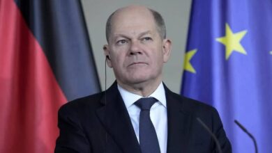 المستشار الألماني شولتز يرفض تقديم مساعدات الى اوكرانيا 
