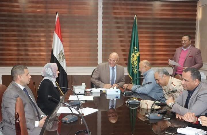 محافظ القليوبية يعقد اللقاء الجماهيري بالديوان العام لحل مشاكل المواطنين 1 محافظ القليوبية يعقد اللقاء الجماهيري بالديوان العام لحل مشاكل المواطنين