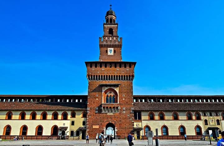 اكتشاف أنفاق عسكرية سرية تحت قلعة عمرها 575 عامًا فى ميلانو