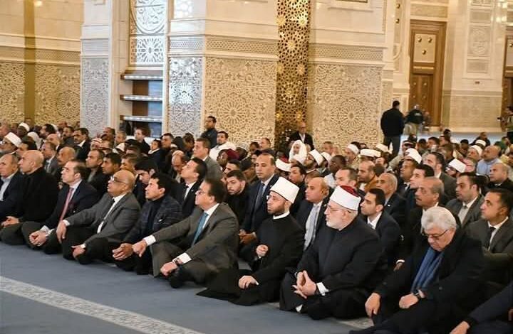 اقامة أول جمعة بمسجد مصر الكبير تحت إشراف وزير الأوقاف وكبار رجال الدولة" 1 اقامة أول جمعة بمسجد مصر الكبير تحت إشراف وزير الأوقاف وكبار رجال الدولة"