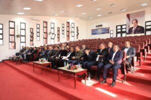 وزير التعليم العالي يرأس اجتماعًا طارئًا لتطوير المستشفيات الجامعية ودعم قطاع غزة"