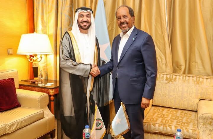 رئيس جمهورية الصومال يستقبل رئيس البرلمان العربي 1 رئيس جمهورية الصومال يستقبل رئيس البرلمان العربي