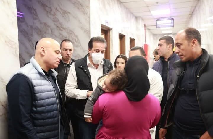 نائب رئيس مجلس الوزراء وزير الصحة يقوم بجولة مفاجئة بمستشفى النصر للتأمين الصحي بحلوان 1 نائب رئيس مجلس الوزراء وزير الصحة يقوم بجولة مفاجئة بمستشفى النصر للتأمين الصحي بحلوان