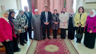 محافظ المنيا: بقصص كفاح ملهمة 9 أمهات يتنافسن على لقب الأم المثالية لعام 2025