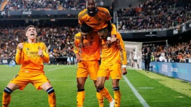 ريال مدريد بعشرة لاعبين يقلب الطاولة على فالنسيا ويحكم قبضته على صدارة الليجا