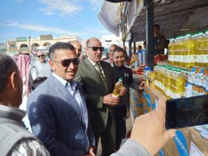 افتتاح "سوق اليوم الواحد" في دهب للمرة الخامسة لتوفير السلع بأسعار مخفضة 3 افتتاح "سوق اليوم الواحد" في دهب للمرة الخامسة لتوفير السلع بأسعار مخفضة